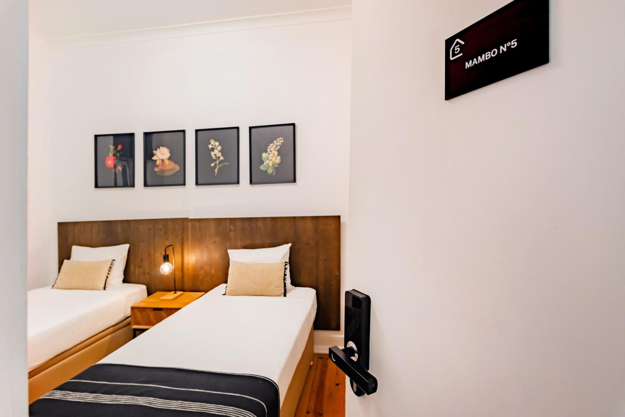 Guest Inn 1 Boutique House ลิสบอน ห้อง รูปภาพ